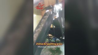 Prensa briquetadeira de sucata de 250 toneladas trabalhando no pátio de nossos clientes